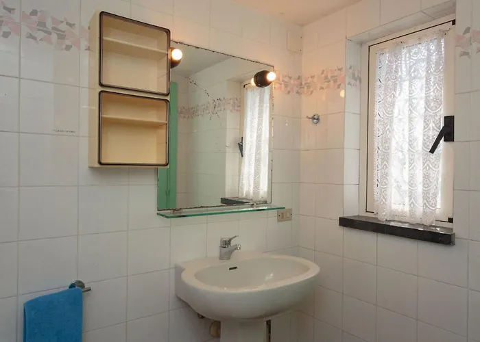 Ferienhaus Ferienvilla Mit Whirlpool By Interhome *