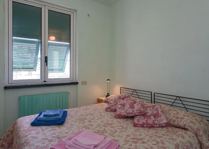 Ferienhaus Ferienvilla Mit Whirlpool By Interhome Recco